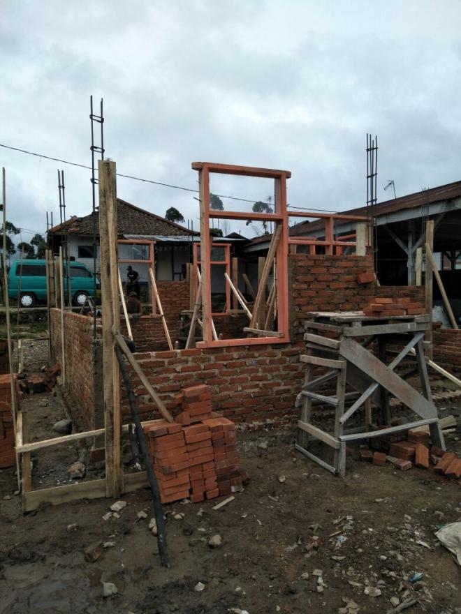 Pembangunan Posyandu RW 07 Babakan Kananga